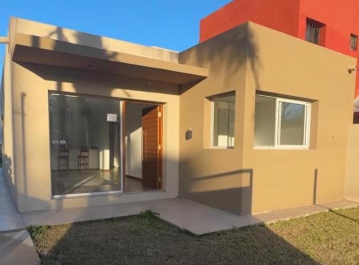 Casa · 85m² · 3 Ambientes · 1 Cochera