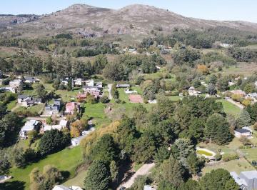 Quinta vacacional · 60m² · 1 Dormitorio · Venta Casa Quinta Pileta Uncas Amplio Lote Tandil