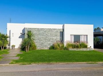 Casa de 4 ambientes, Presidente Perón · Venta Casa en Horizontes Al Sur 3 Dorm. Canning