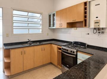 PH de 3 ambientes, Vicente López · PH en Planta Alta Totalmente Reciclado a Nuevo – Amplios Espacios, Terraza y Cochera, Olivos.