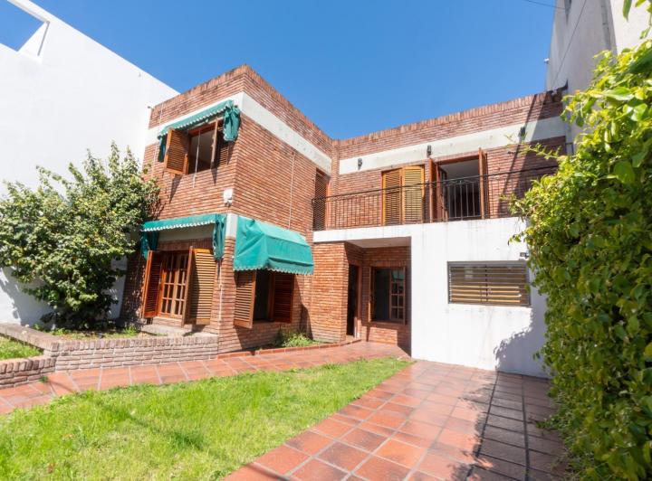 Casa · 248m² · 5 Ambientes