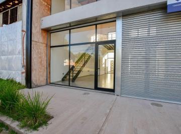 Local comercial · 59m² · 1 Cochera · Local Comercial Alquiler Sobre Av 13