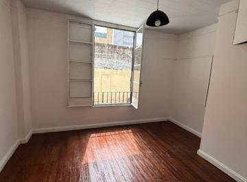 PH de 3 ambientes, Belgrano · PH 2 1/2 en Duplex, Muy Amplio. Luminoso, a Nuevo Cocina 3x3, Dormitorio 4x4 Sol, Zona Golf y Parq