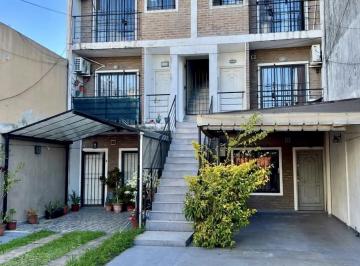 Departamento · 24m² · 2 Ambientes · Excelente 2 Amb con Bajas Expensas X Escalera - Vta Dta - Apto Crédito - Oportunidad!