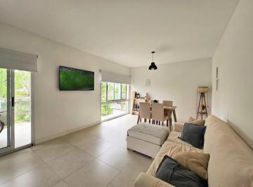 Casa · 75m² · 3 Ambientes · 2 Cocheras · Departamento Barrio Santa Barbara
