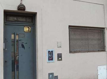 PH · 179m² · 4 Ambientes · Alquiler Deposito/ Oficina en Chacarita