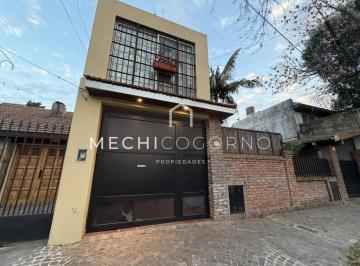 PH · 105m² · 4 Ambientes · 1 Cochera · PH en Martinez