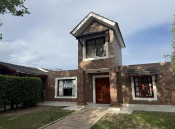 Casa · 250m² · 3 Dormitorios · 2 Cocheras · Córdoba - Villa Allende - San Isidro - Mza. 32 Ubicación Excelente