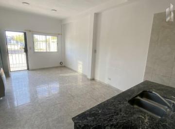 Departamento · 55m² · 3 Ambientes · Alquiler Duplex 2 Dorm. con Parrilla - B° Cerrado - Neuquen