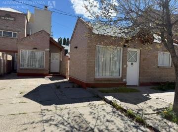 Departamento · 244m² · 13 Ambientes · 5 Cocheras · Complejo de 5 Casitas en Barrio Sur en Puerto Madryn