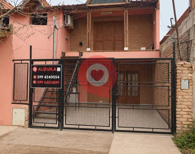 Casa · 4 Ambientes · 1 Cochera