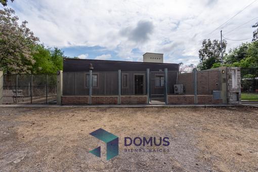 Casa · 145m² · 2 Dormitorios · 3 Cocheras