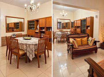 Living-comedor · Casa en Venta en Villa Nueva - Amplio Terreno