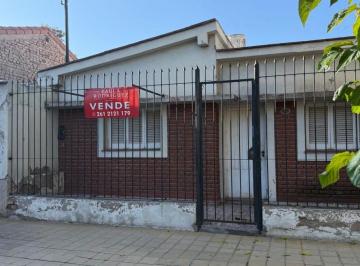 Casa de 5 ambientes, Ciudad de Mendoza · Vendo Casa a Demoler o Reciclar, Ciudad, Mendoza