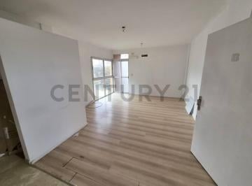 Departamento · 33m² · 1 Ambiente · Alquiler Monoambiente Al Frente con Balcón y Sum | Tucumán 329, Pilar Centro