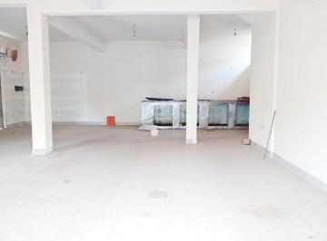 Local comercial , Lanús · Local en Esquina 56 m² Cub.