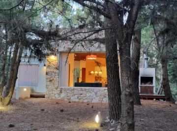 Casa de 5 ambientes, Mar de las Pampas · Casa Vidriada en El Bosque. Cerca del Mar