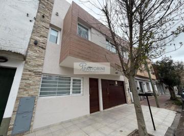 Departamento · 75m² · 3 Ambientes · Alquilamos Moderno Duplex 3 Amb