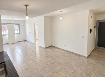 Departamento · 46m² · 5 Ambientes · Departamento en Alquiler un Dormitorio Planta Baja