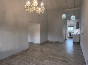 Casa · 115m² · 5 Ambientes · 1 Cochera · Alquila Casa 5 Amb, Adolfo Sourdeaux - con Pileta