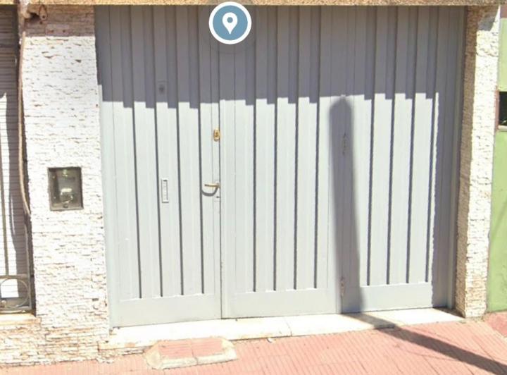 Casa · 1m² · 2 Ambientes · 1 Cochera