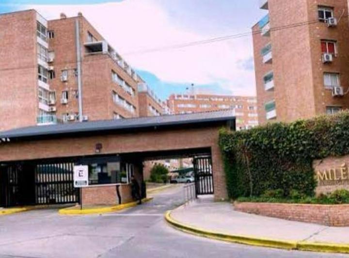 Departamento · 1m² · 3 Ambientes · 1 Cochera