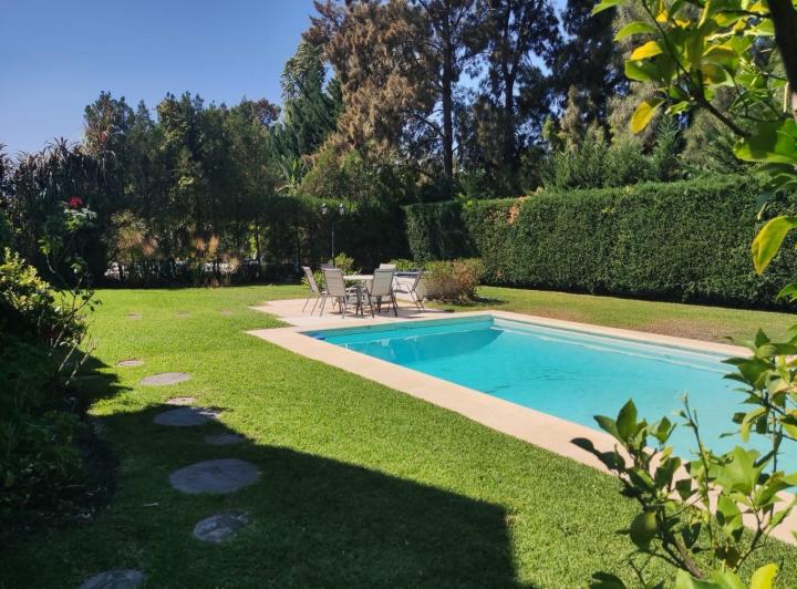 Casa · 217m² · 5 Ambientes · 3 Cocheras