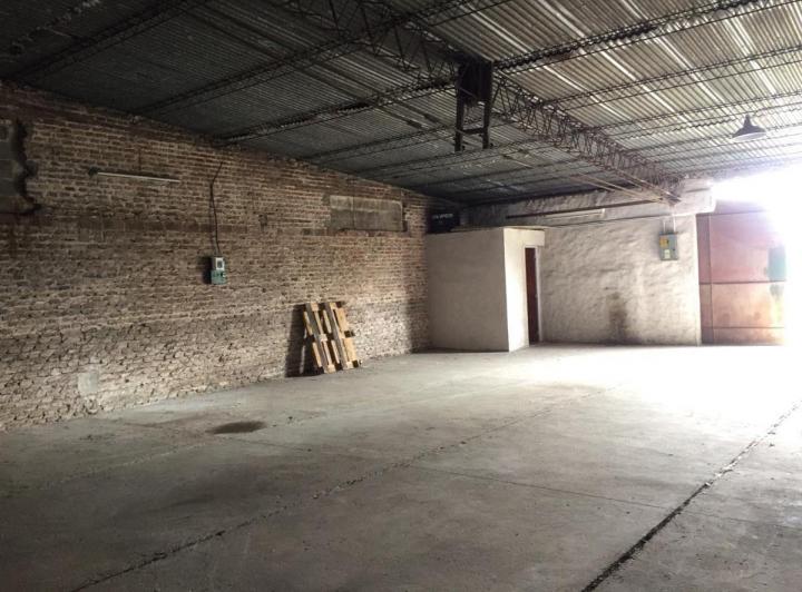 Bodega-Galpón · 160m²