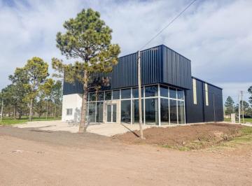 Bodega-Galpón de 1 ambiente,  · Salón Comercial en Alquiler en Tierra de Sueños 1, Roldán