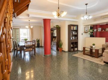 Departamento · 182m² · 6 Ambientes · 2 Cocheras · Departamento en Venta Santa Fe 1800