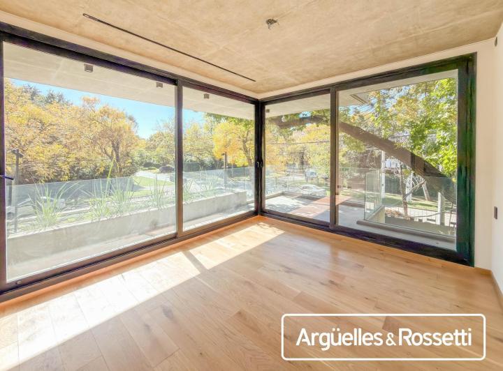 Departamento · 168m² · 4 Ambientes · 2 Cocheras