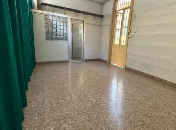 Local comercial · 130m² · 3 Ambientes · Local en Almagro