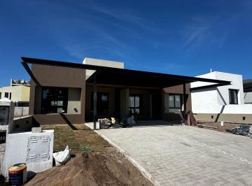 Casa de 3 ambientes, Córdoba · Docta - 2 Dorm. Premium!