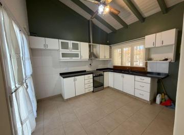 Casa de 9 ambientes, Dorrego · Cl/inmobiliaria Vende Casa en El Corazon de Dorrego