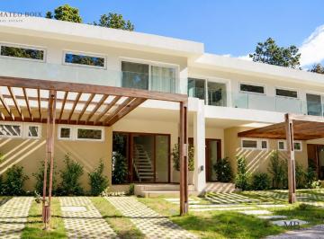 Casa · 97m² · 3 Ambientes · 1 Cochera · Dúplex de 2 Dorm. Amueblado en Green Park · Solanas