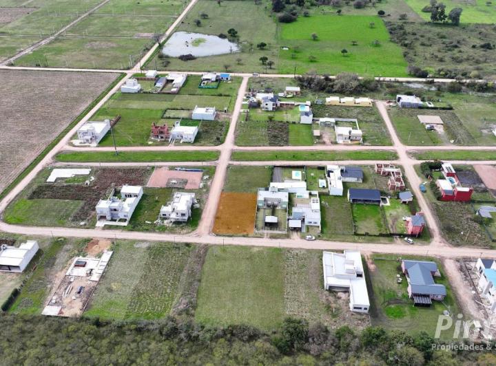 Terreno · 457m²