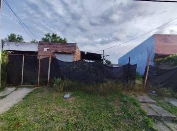 Casa · 54m² · 3 Ambientes · Casa en Venta con Potencial de Desarrollo
