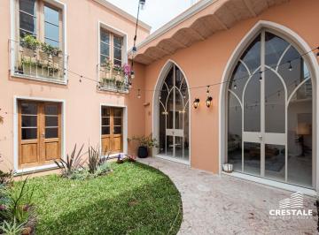 Casa · 131m² · 4 Ambientes · Venta - Casa 3 Dorm. Rosario Centro - Zona Río.