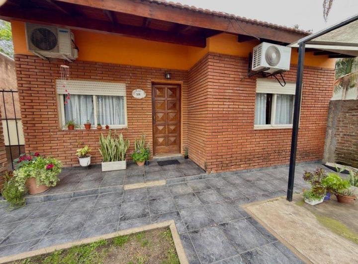 Casa · 86m² · 3 Ambientes · 1 Cochera