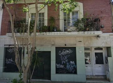 PH · 113m² · 2 Ambientes · Vivienda con Local a Reciclar