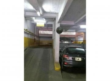 Garage · 11m² · Cochera en Venta Belgrano Propuestas Razonables.