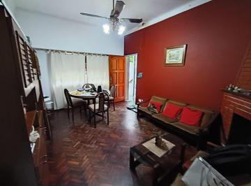 Casa · 127m² · 3 Ambientes · Casa en Lote Propio Planta Baja - Piedrabuena 4500 - Villa Lugano
