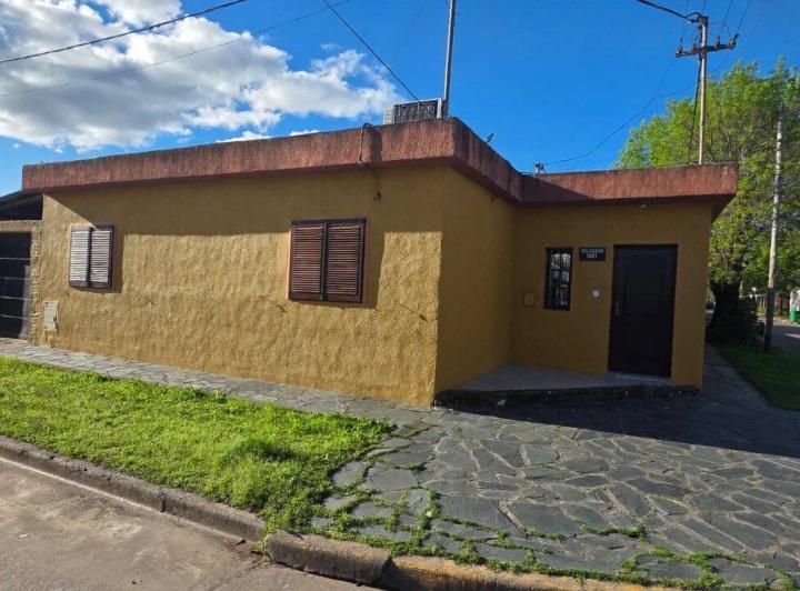 Casa · 110m² · 4 Ambientes · 1 Cochera