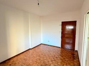 Departamento · 50m² · 3 Ambientes · 1 Cochera · Venta 3 Ambientes con Cochera y Lavadero Coghlan