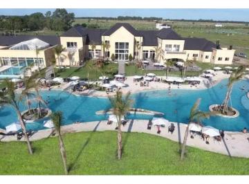 Terreno , La Plata · Venta Terreno / Lote Interno en Haras del Sur III
