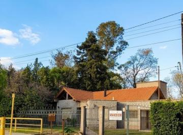 Casa · 200m² · 10 Ambientes · 1 Cochera · Casa en Venta | Calle Guardia Vieja | Luján de Cuyo