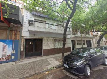 Casa · 278m² · 6 Ambientes · 1 Cochera · Casa 6 Ambientes en Venta en Boedo con Cochera