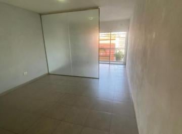 Departamento · 30m² · 1 Ambiente · 1 Cochera · Monoambiente en Alquiler en 25 de Mayo 180