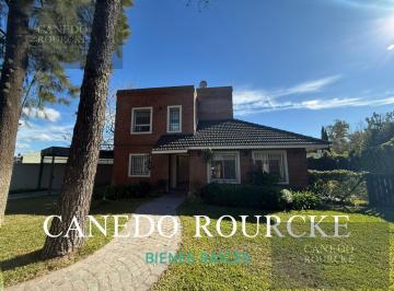 Casa · 700m² · 5 Ambientes · Casa en Venta en La Union, Ezeiza