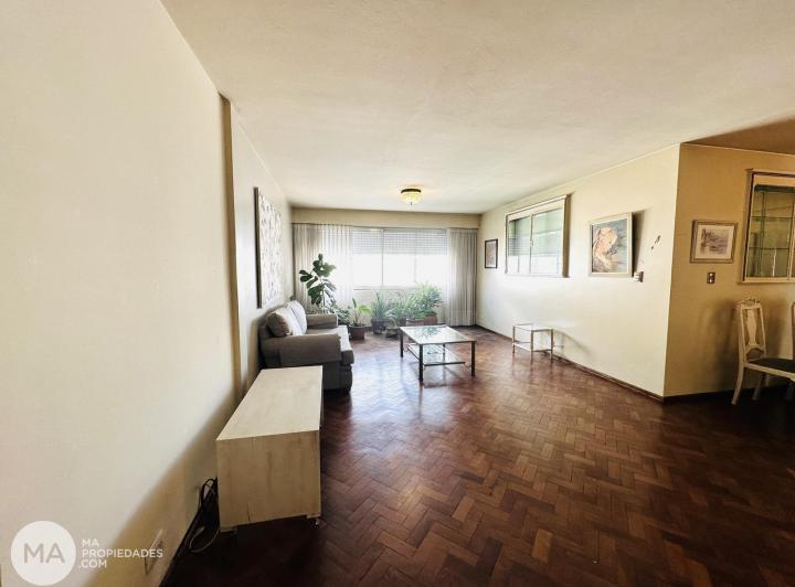 Departamento · 120m² · 6 Ambientes · 1 Cochera